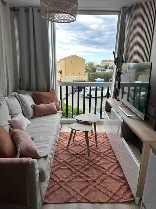 Mon Appart A La Plage, Piscine, Wifi, Tv Frontignan Bagian luar foto
